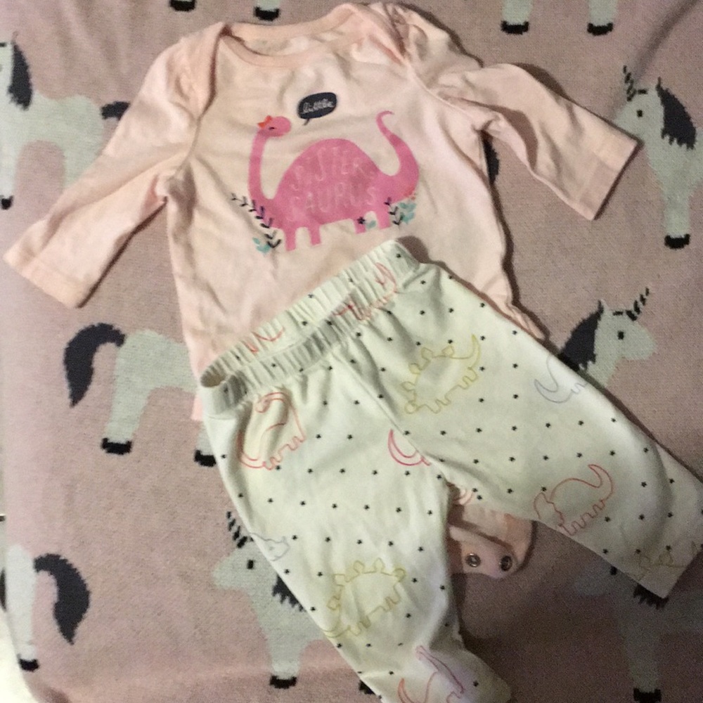 2 piece baby gap set